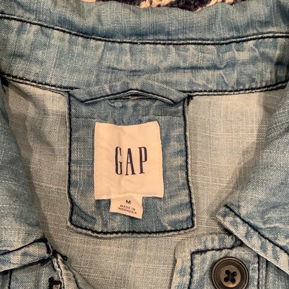 Jean jacket - Picture 2 of 3